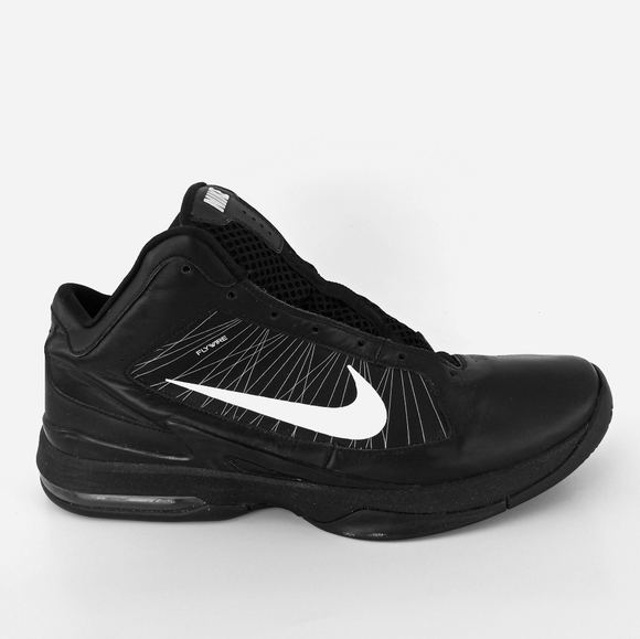 size 13 nike trainers